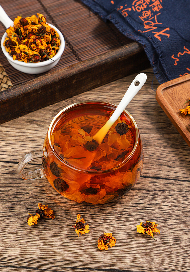 Kunlun Snow Chrysanthemum Tea 500g Xinjiang Tianshan Herbal Flower Tea Traditional Wellness Loose Dried Blooms in use