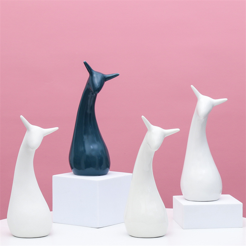 Nordic artesanía de cerámica decoración del hogar decoración creativa TV gabinete ciervos regalo al por mayor Comercio exterior Exportación