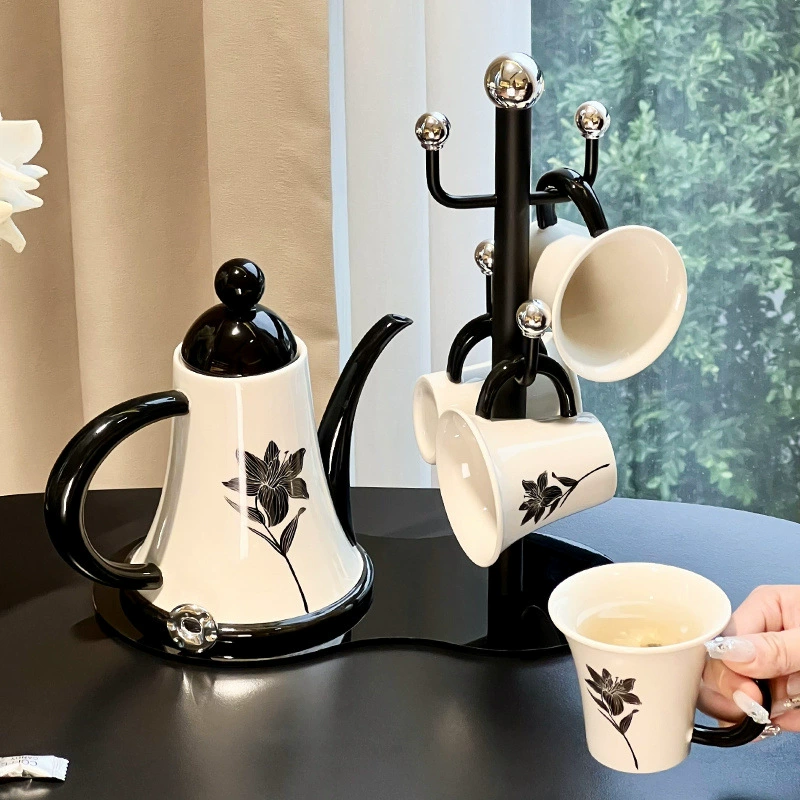 Керамический набор для воды Zunmousse в стиле середины века, высококачественный доступный роскошный чайный сервиз с лилиями, набор для кофейных чашек для дома, гостиной