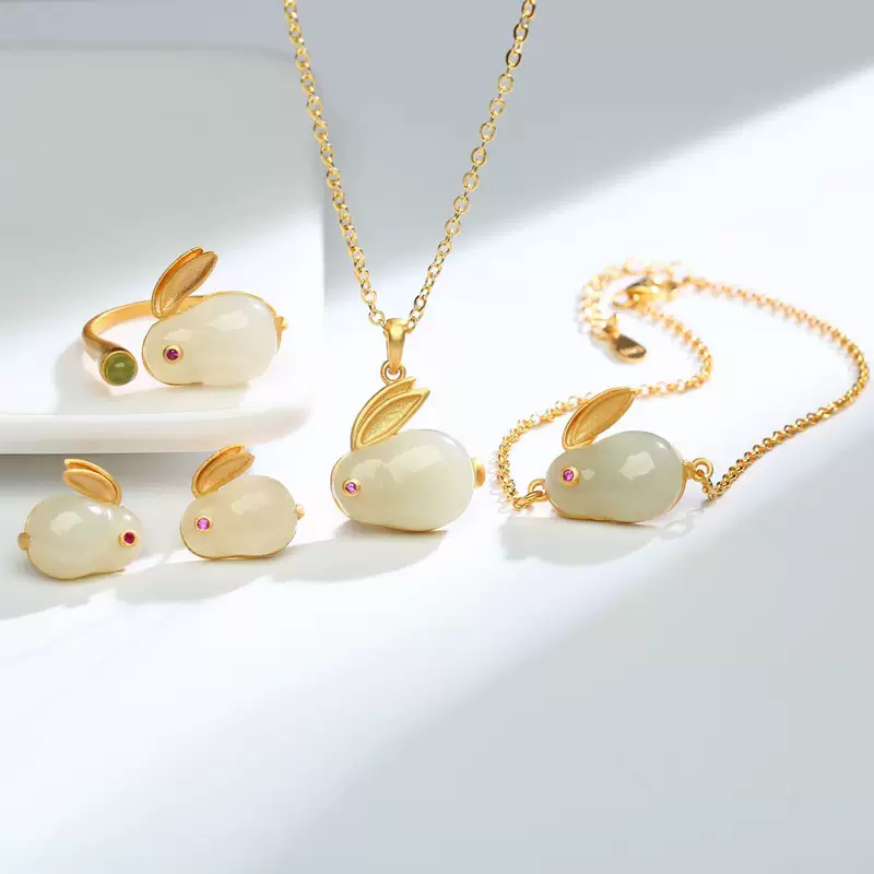 Organic rabbit white jade, pendant, accessory, 2023 collection, silver 925 sample