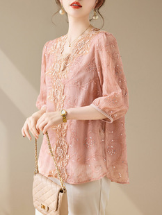 Middle-Aged Mother's Summer Thin Top, Fashionable 2025 New Shirt, Middle-Aged and Elderly Women's High-End Embroidered Two-Piece Set