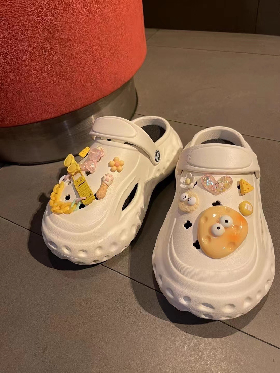 신발없이 현대 연인 신발 꽃 [끈적 끈적한 바닥 버클 배달]