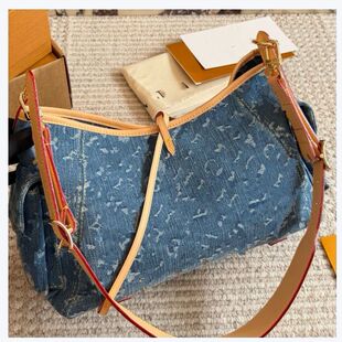 2026�����¿��ţ���{carryall������Ů�μ������������б���