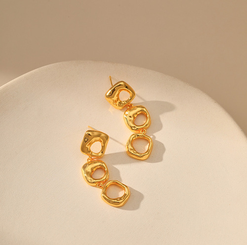 Irregular hollow design niche heavy industry metal high-end feel earrings brass plated 18K gold color retaining long earrings
