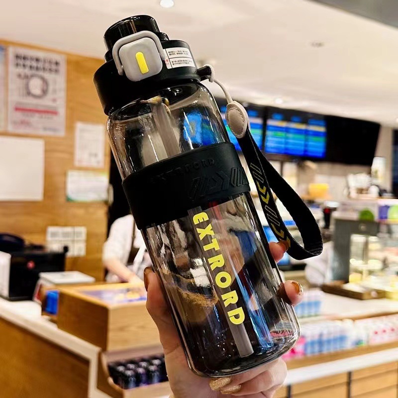 Taza de plástico de paja de doble bebida de gran capacidad cuidadosamente seleccionada Taza de agua para estudiantes de fitness deportivo Taza portátil especial para exteriores