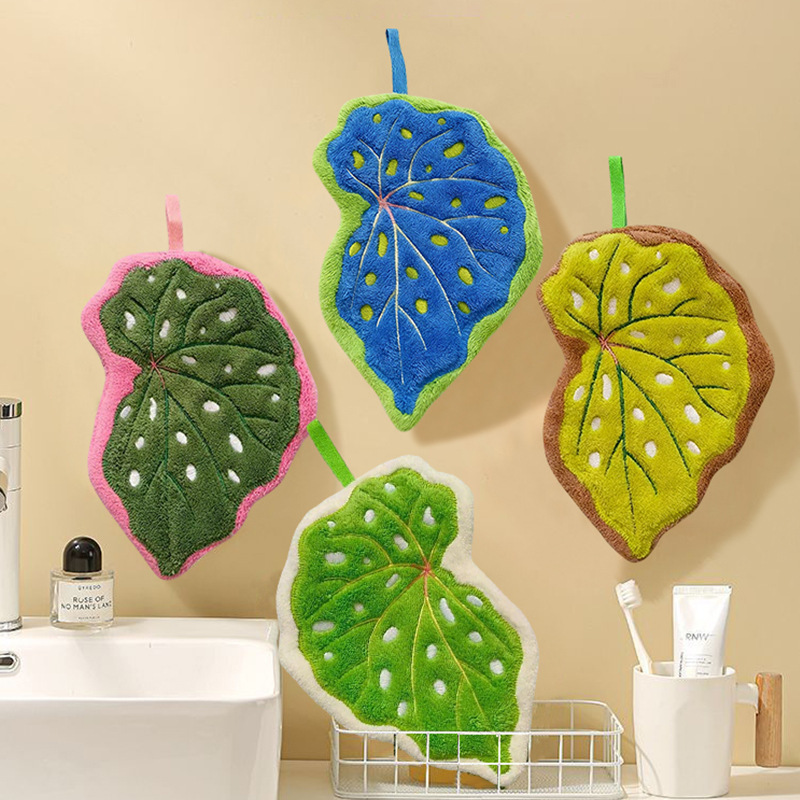 Hot Plant Leaf Coral Fleece Hand Towel Hanging Cleaning Towel Kitchen Bathroom Creative Decorative Handkerchief