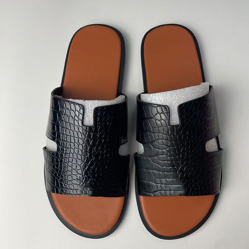 Brown + black crocodile pattern