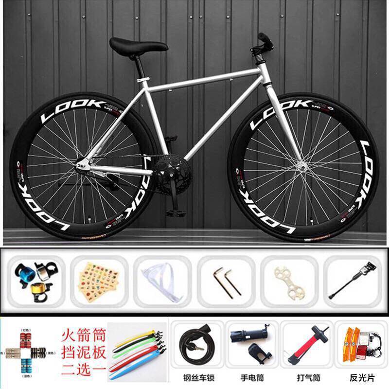 검정색과 은색 칼 60개