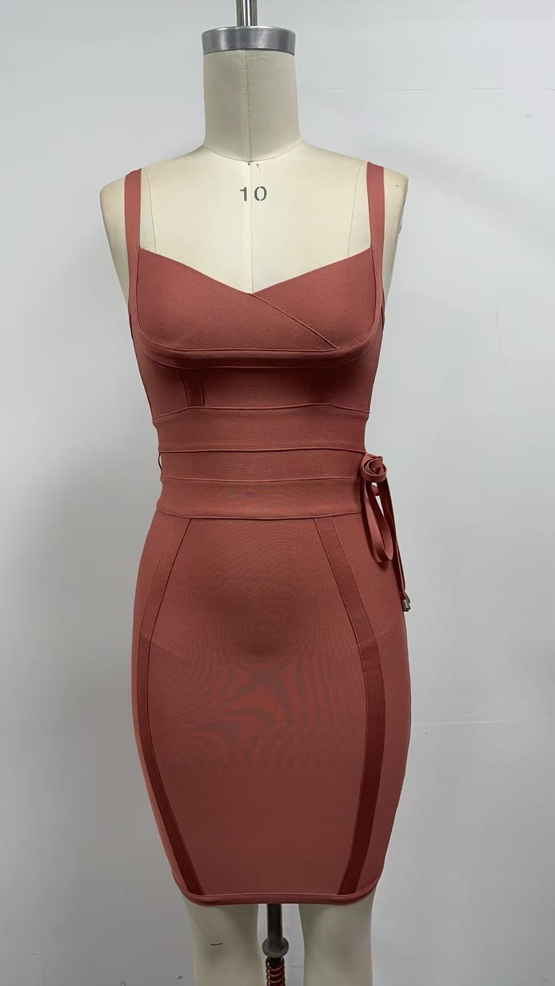 欧米の包帯のワンピースの新型の淑女はベルトのスカートを結びます。