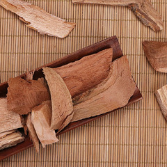 Wholesale Chinese medicinal herb Tripterygium wilfordii bulk new goods root without sulfur Tripterygium wilfordii wood origin supply large quantity preferential agent delivery