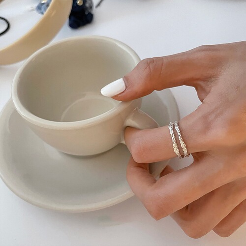Korean Women's Ring, Niche Design, Foil-Effect Minimalist S925 Sterling Silver, Cool-Girl Style, Stackable Plain Band, Instagram-Worthy