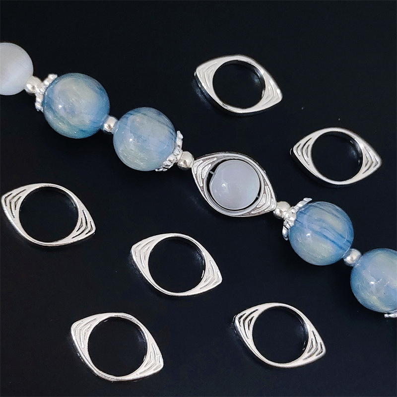 Alloy Devil's Eye Bead Ring Oval Straight Hole Xizang Silver Bead Ring Bead Ring Bead Handmade DIY Bead Alloy Devil's Eye Bead Ring Oval Straight Hole Xizang Silver Bead Ring Bead Ring Bead Handmade DIY Bead