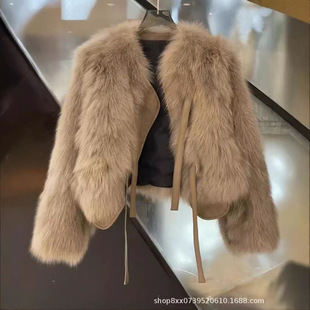 2024 Winter New Internet Celebrity Imitation Fox Fur Easiest for Match Slim Fur Women's Short Jacket Light Luxury Fashionable Style