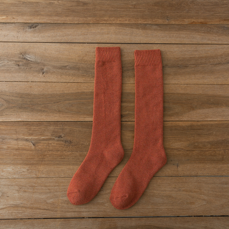 Largos calcetines de las mujeres Terry calcetines de la pantorrilla del otoño y del invierno toalla gruesa forrada de lana calcetines calientes de la pantorrilla del color sólido de la rodilla-longitud