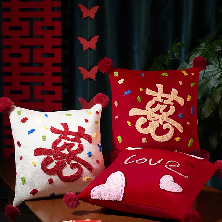 Wedding Room Decoration Sofa Cushions with Happy Words Wedding Pillows a Pair of Wedding Gifts Dopamine Bedroom Bed Living Room Decoration