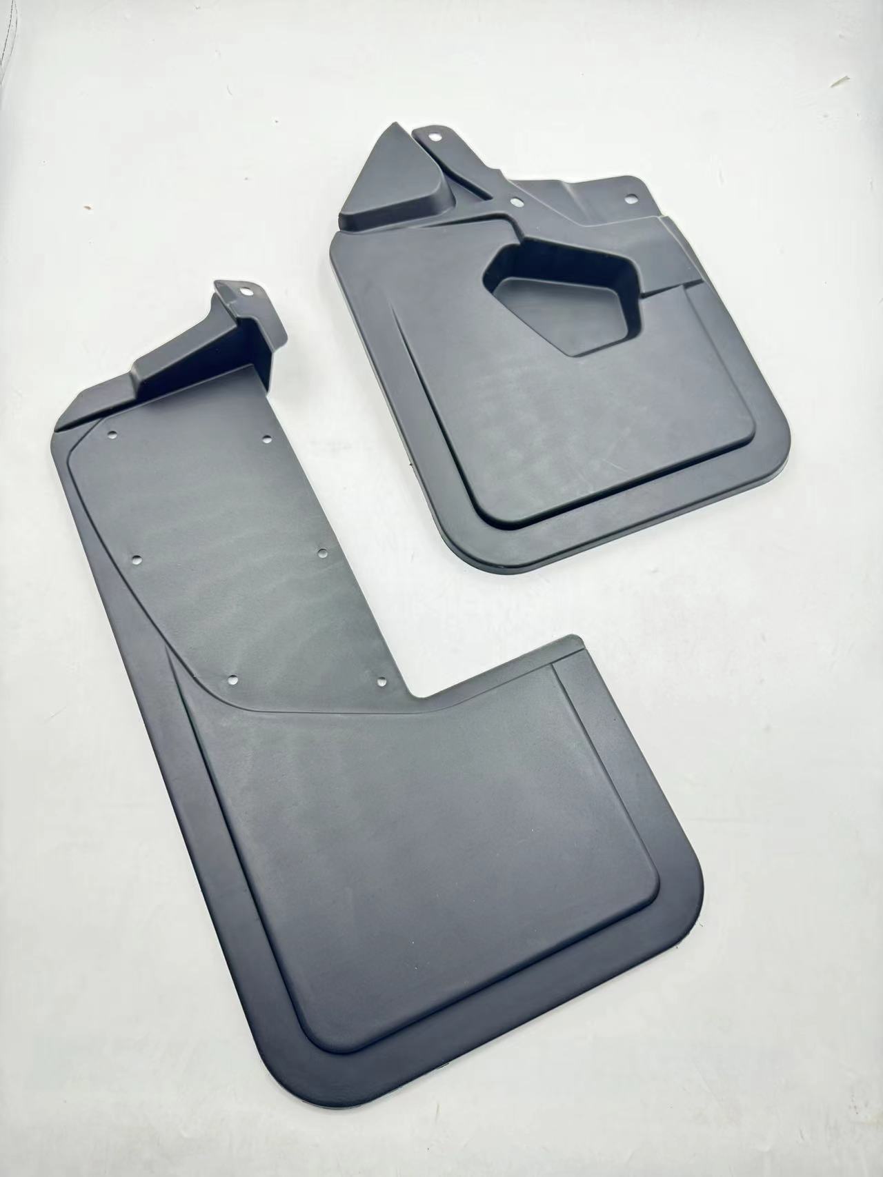 Aplicable a las ventas transfronterizas todoterreno especiales de 24 modelos de guardabarros de automóviles Ford Lima sin perforación y modificación