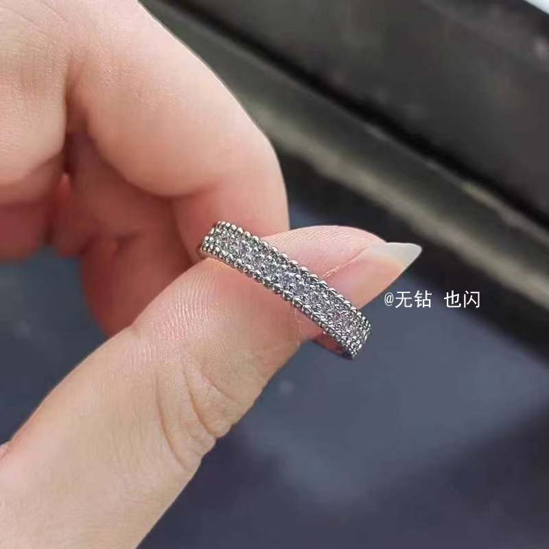 Anello aperto con doppia perla intrecciata per donna, design di nicchia, fila di diamanti, anello per indice, lusso leggero, elegante e_voghion.com