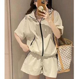 女式T恤;女式卫衣;女式衬衫