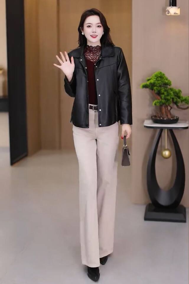 Áo khoác da PU dáng ngắn có lông cổ tháo rời, lót lông giữ ấm, form rộng — màu cà phê, màu đỏ, đen chi tiết 9