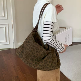女士单肩包;托特包;女士斜挎包