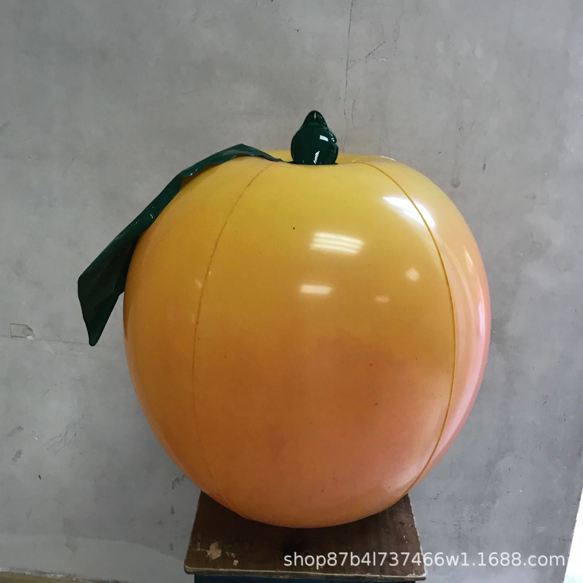 厂家定 制环保PVC充气水果玩具充气苹果玩具模型