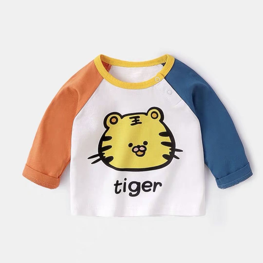 赤ちゃんの春と秋のtシャツの長袖の純綿はかわいいです。
