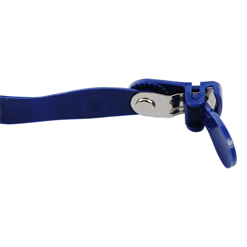 Porta credenciales Deli 5749 azul, 10 piezas/paquete, clip para tarjetas de identificación de plástico con gancho para colgar.