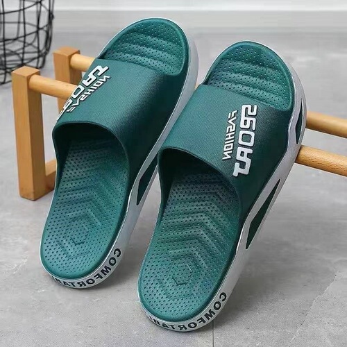  New Men's Summer Outdoor Slippers with Soft, Squeezable Soles, Durable, Thick-Soled Sports Slippers for Women, Wholesale