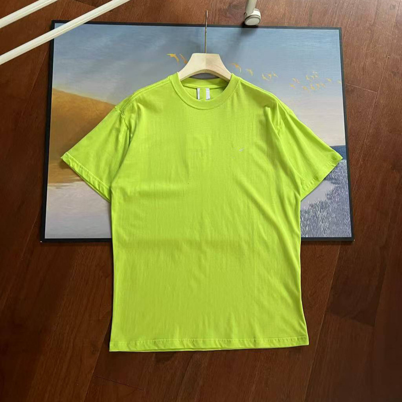 Impermeable American Retro Couple Style Loose Short-Sleeved T-Shirt for Men and Women, Round Neck, High Geometric Print, Casual and Versatile