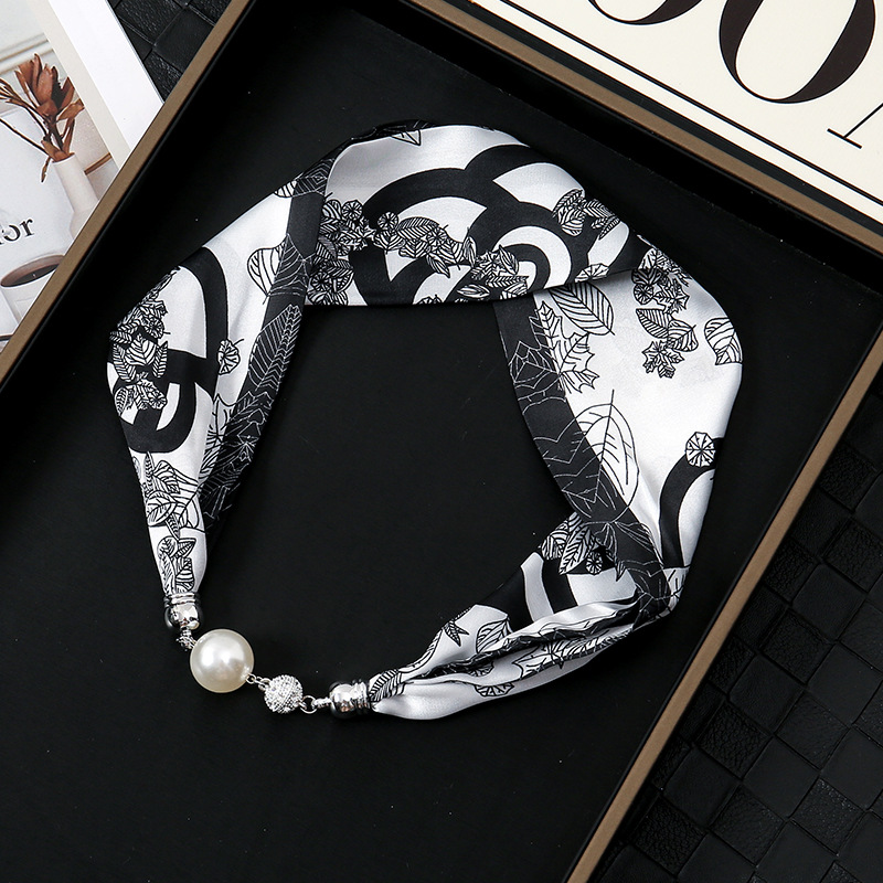 Nuevo clásico retro blanco y negro onda francesa punto de succión hebilla correa de cabello bufandas perezosas multipropósito temperamento collar clavícula hebilla
