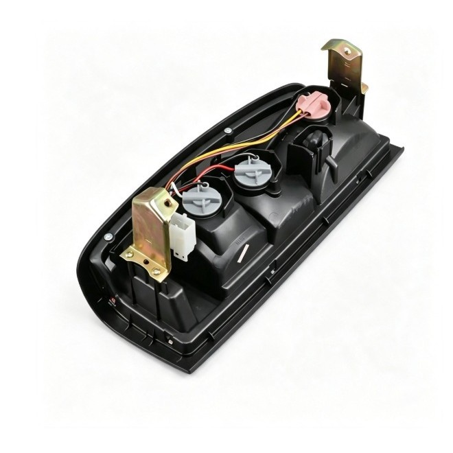 Aplicable a Nissan D22 Pickup NAVARA Lámpara trasera Semi-conjunto Luz de dirección Luz de niebla Luz de freno