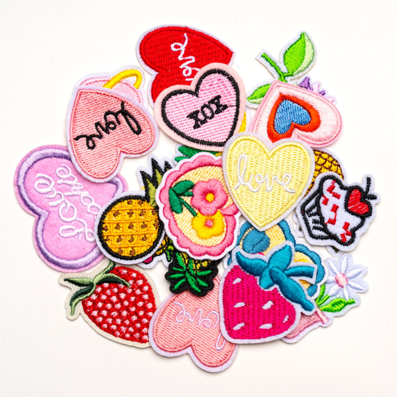 小型ラブピーチハート型コンピュータ刺繍スタンプイチゴパイナップルフルーツ刺繍布ステッカー自己粘着粘着パッチステッカー|undefined