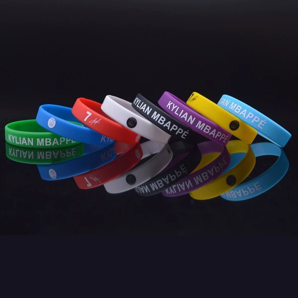 Mbappe (message color + quantity)