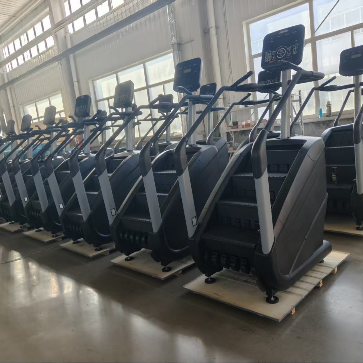 Gym Commercial Stair Machine, Climbing Machine, Aerobic Stair Climber, Multi-Functional Stepper, Indoor Electric Stair Climber