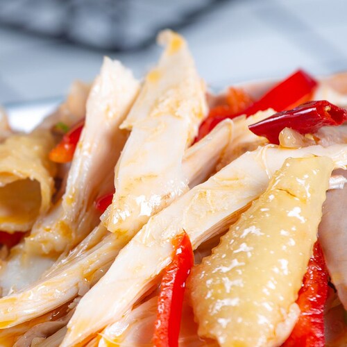 Xinjiang Peppery Numbing Chicken 1.3kg/bag Eight Wonders Portable Gift Bag Hand-torn Ready-to-Eat Earth Chicken Vacuum Packaging Shipping