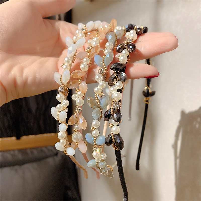 Women's Simple Style Geometric Artificial Pearl Hair Band display picture 15