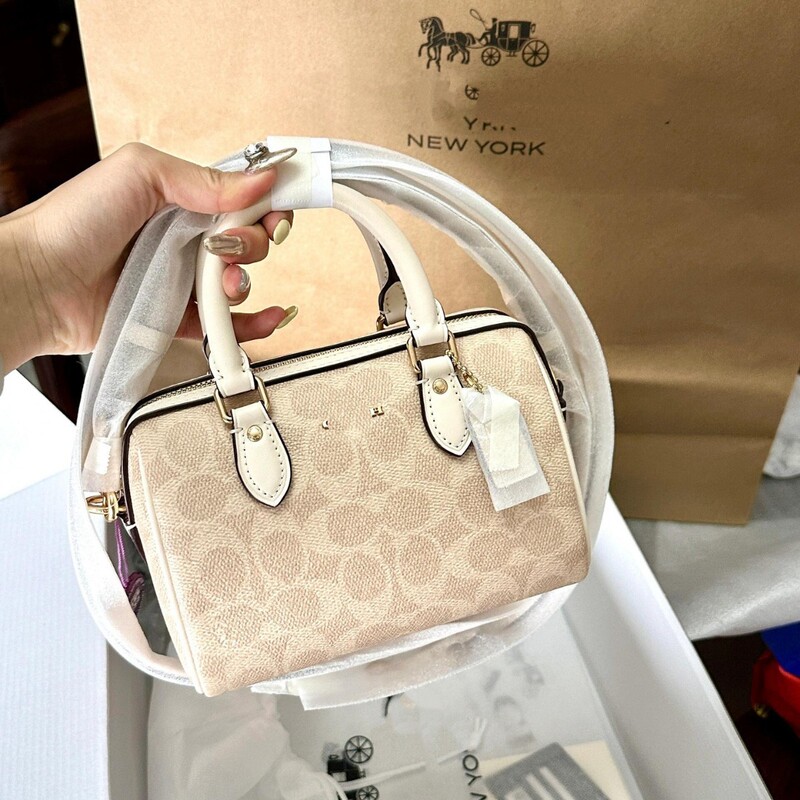 2025 New Rowan18 Boston Pillow Bag Denim Blue Classic Presbyopia Mini Shoulder Underarm Bag