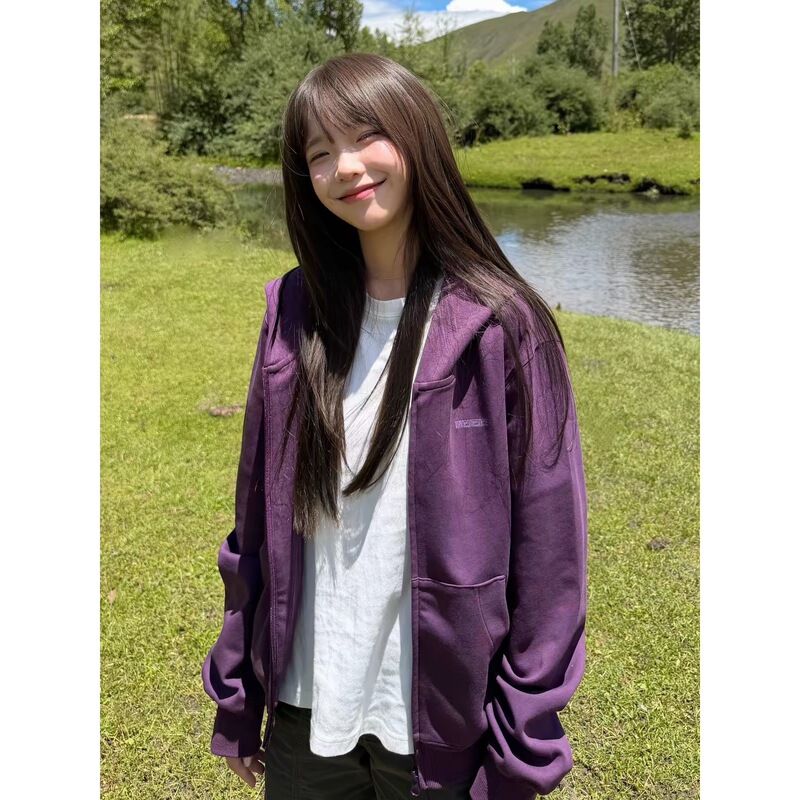 Retro Purple Early Autumn Women's Sweatshirt Cardigan 2026 New Style Loose Short Casual Hooded Sports Jacket for Petite Women Retro Purple Early Autumn Women's Sweatshirt Cardigan 2026 New Style Loose Short Casual Hooded Sports Jacket for Petite Women