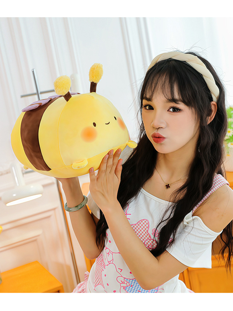 Super soft and elastic little bee plush toy, insect doll, birthday gift, claw machine prize, wholesale