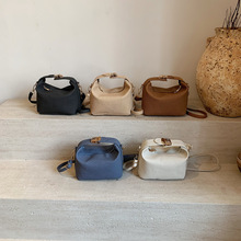 �����OӋ�к����¿�2025�ļ�����ͨ�����e���μ�б��ŮС������