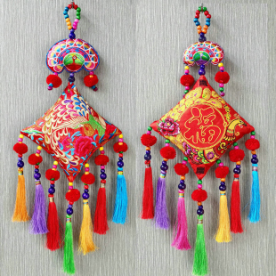 Yunnan Ethnic Style Embroidered Pendant Retro Shop Living Room Home Living Room Kindergarten Coarse Cloth Wall Home Decoration