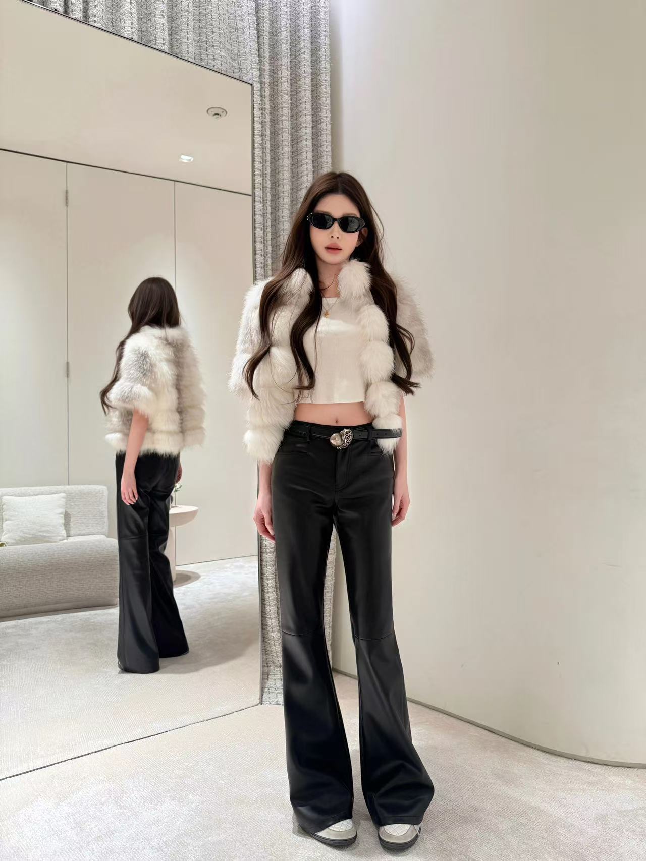 2025aw nicho de diseño "auto-reservación! Juhao usa "pantalones de cuero super delgados y versátiles de micro cuerno negro" image 3
