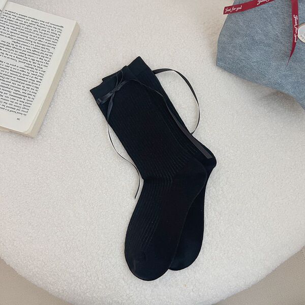 2024 autumn and winter new women's socks ins ribbon bow black and white JK Lolita pile socks Zhuji wholesale