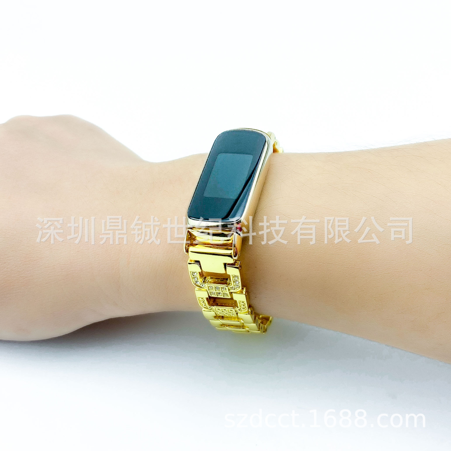 适用Fitbit-Luxe智能手环金属个性化表带 私模金属链接头源头厂家