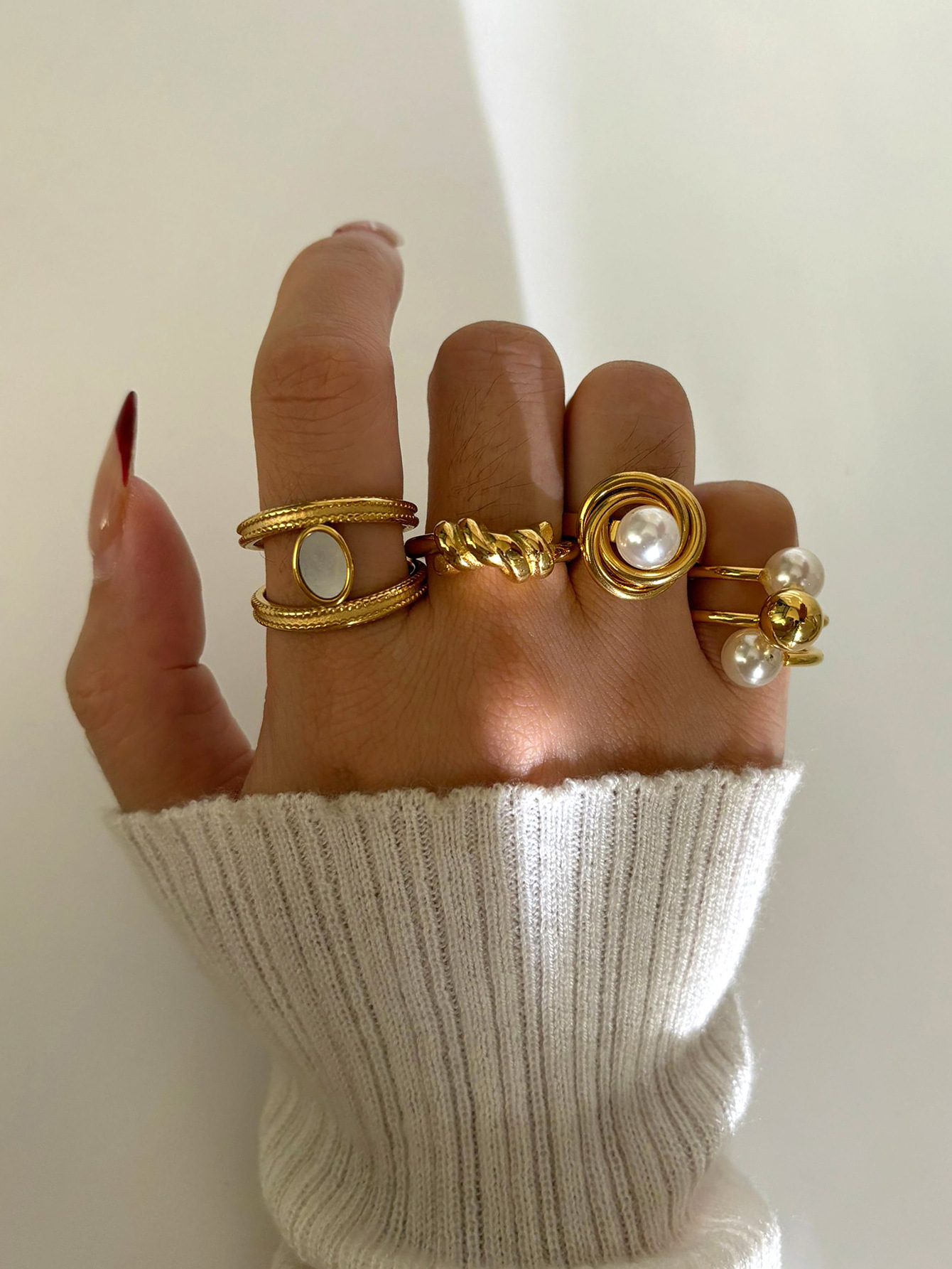 1 Piece Quantity 18K Gold Plated 316L Stainless Steel  Geometric Waterproof Non Tarnish Surgical Steel Simple Style Commute Rings For Women's