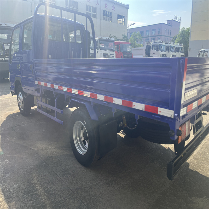 Isuzu Isuzu 3-Ton Truck Double-Row Panel Truck Factory Direct Sale 4*4 Dump Truck Available for Sale