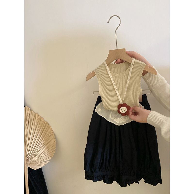 Solid color knitted spring vest