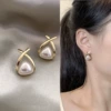 Silver needle-hollow pearl