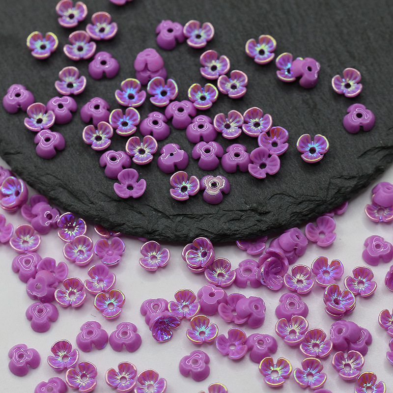 Electroplated mini resin three-petal nail flower about 6mmdiy handmade nail bracelet jewelry accessories material wholesale Electroplated mini resin three-petal nail flower about 6mmdiy handmade nail bracelet jewelry accessories material wholesale