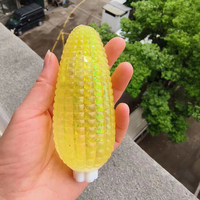 New Stress-Relief Maltose Squeeze Toy with Gold Powder and Corn Syrup, Slow Rebound, Moldable Stress-Relief Squishy New Stress-Relief Maltose Squeeze Toy with Gold Powder and Corn Syrup, Slow Rebound, Moldable Stress-Relief Squishy